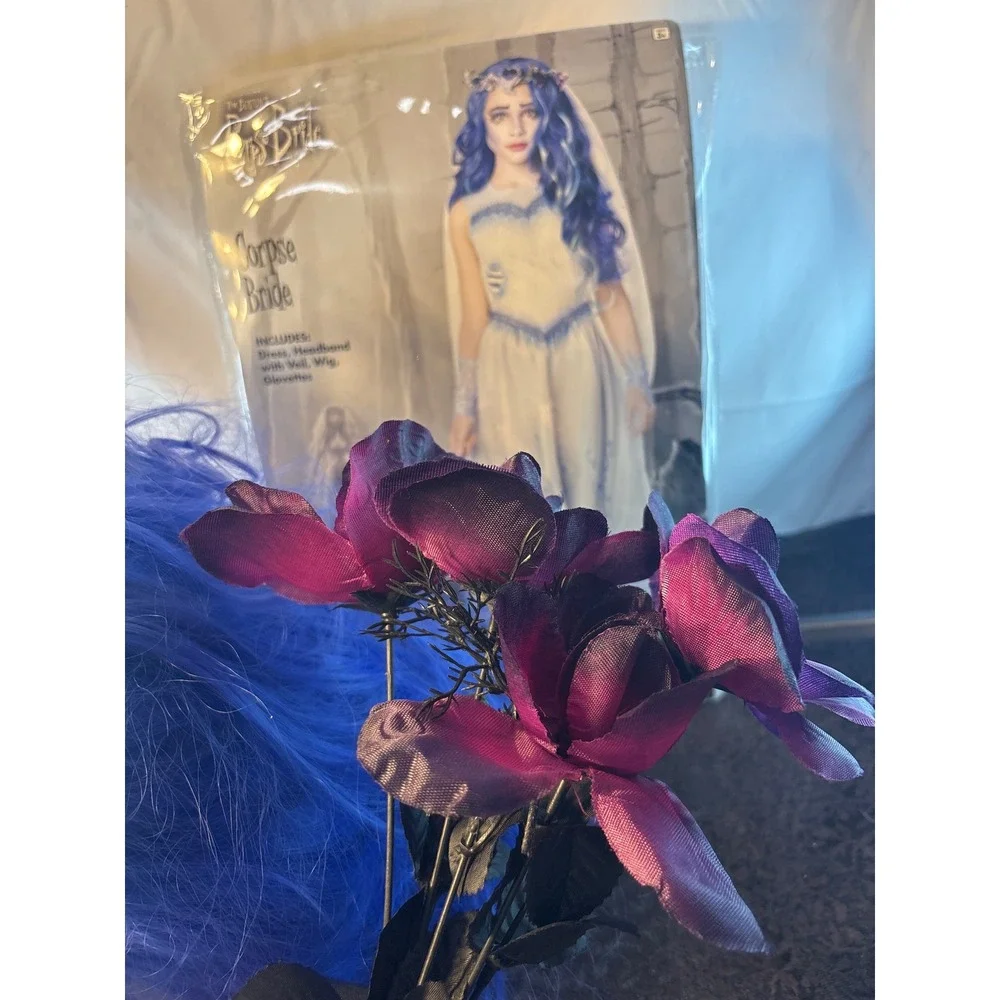 Spirit Halloween Corpse Bride Costume Child Small 4-6 Dress Wig Veil Bouquet - Picture 7 of 9